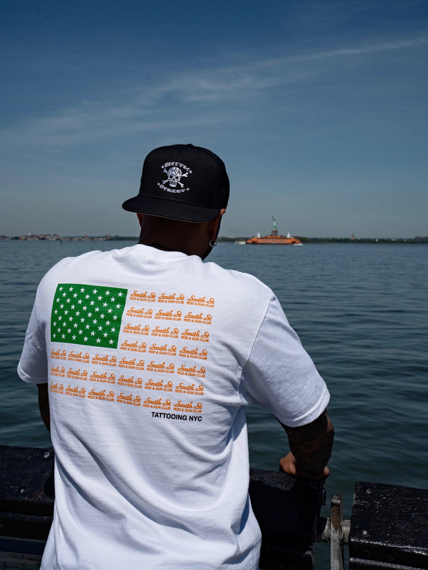 SMITH STREET FLAG T-SHRIT